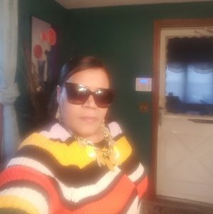 Meet your Posher, Marlene